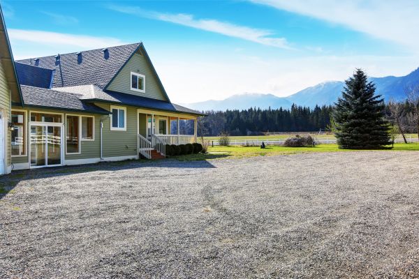 Driveway Gravel Leveling in Blaine